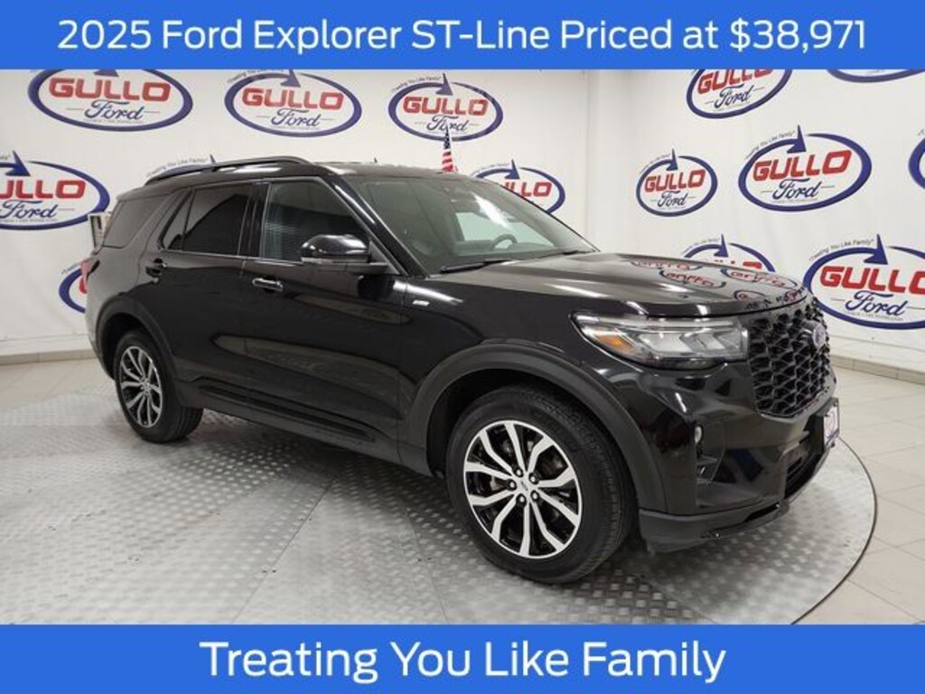Used 2025 Ford Explorer ST-Line SUV