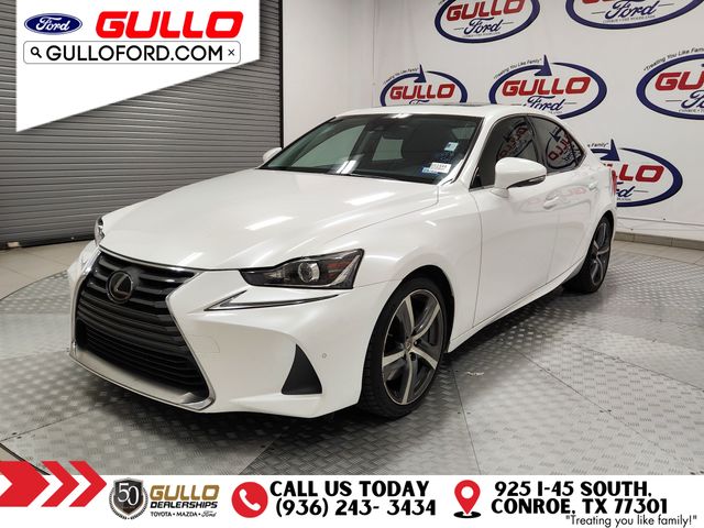 2020 Lexus IS 300 photo 3