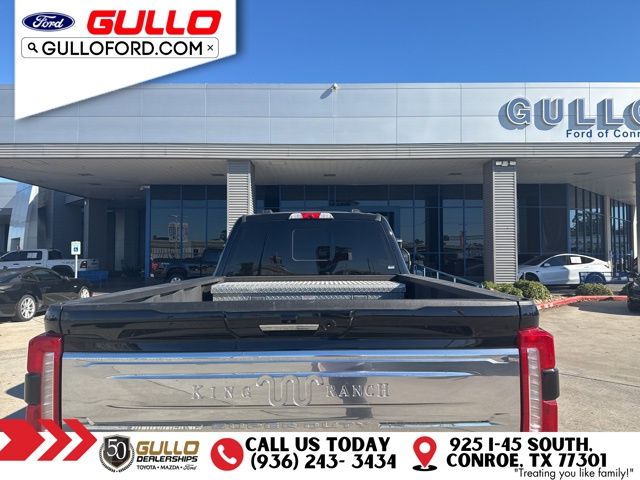 2023 Ford F-350 photo 3