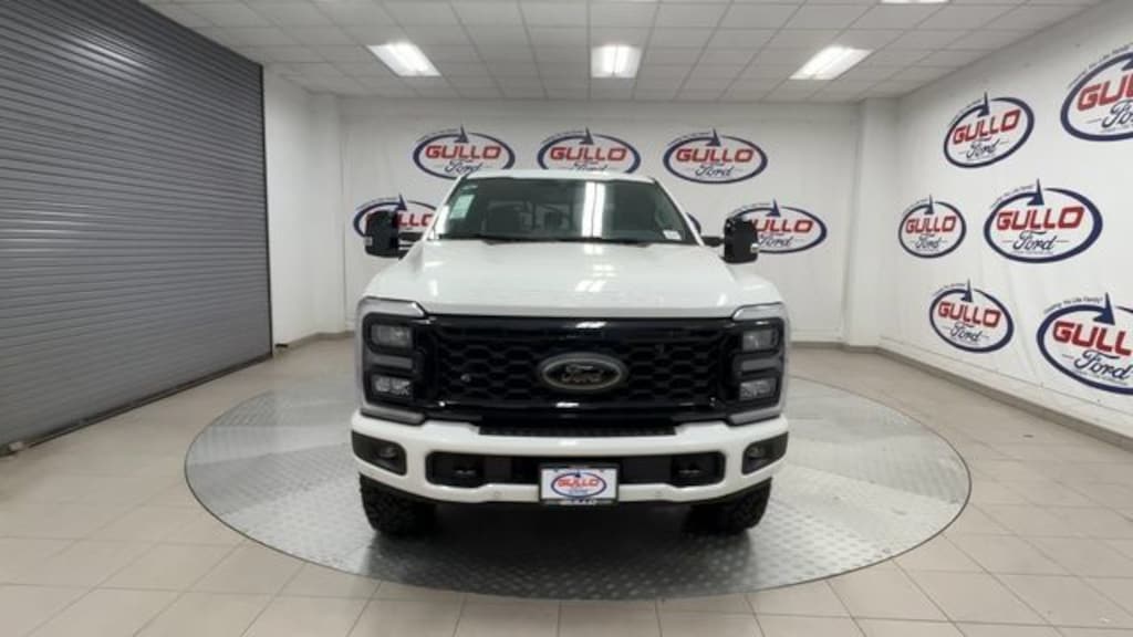 New 2026 Ford F-350SD Lariat Truck