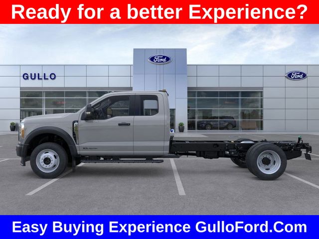 2026 Ford F-450 photo 3