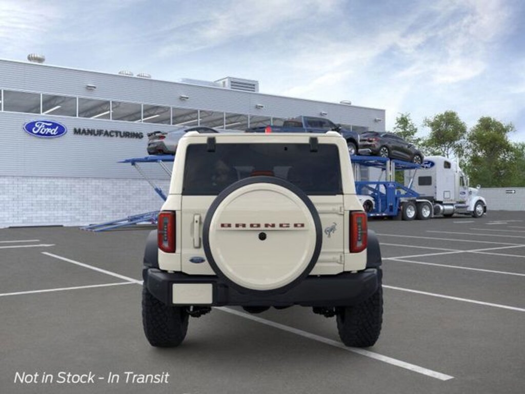 New 2026 Ford Bronco Outer Banks SUV