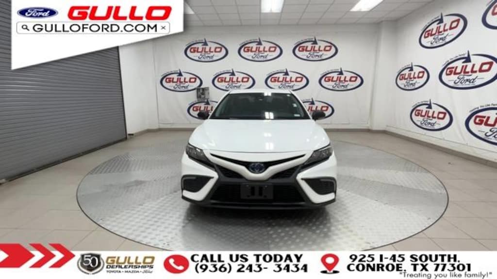 Certified 2022 Toyota Camry Hybrid SE Sedan