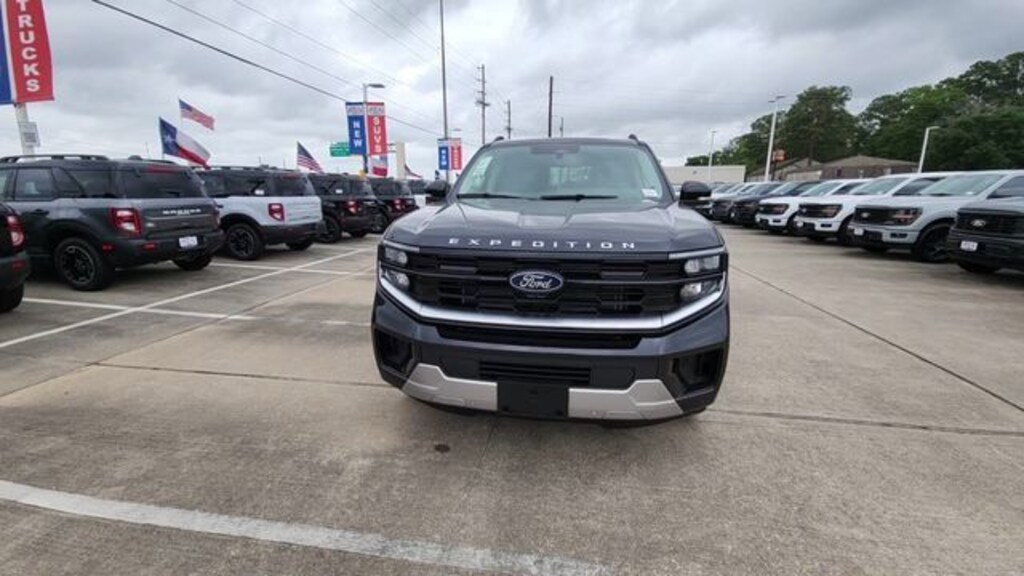New 2026 Ford Expedition Platinum SUV