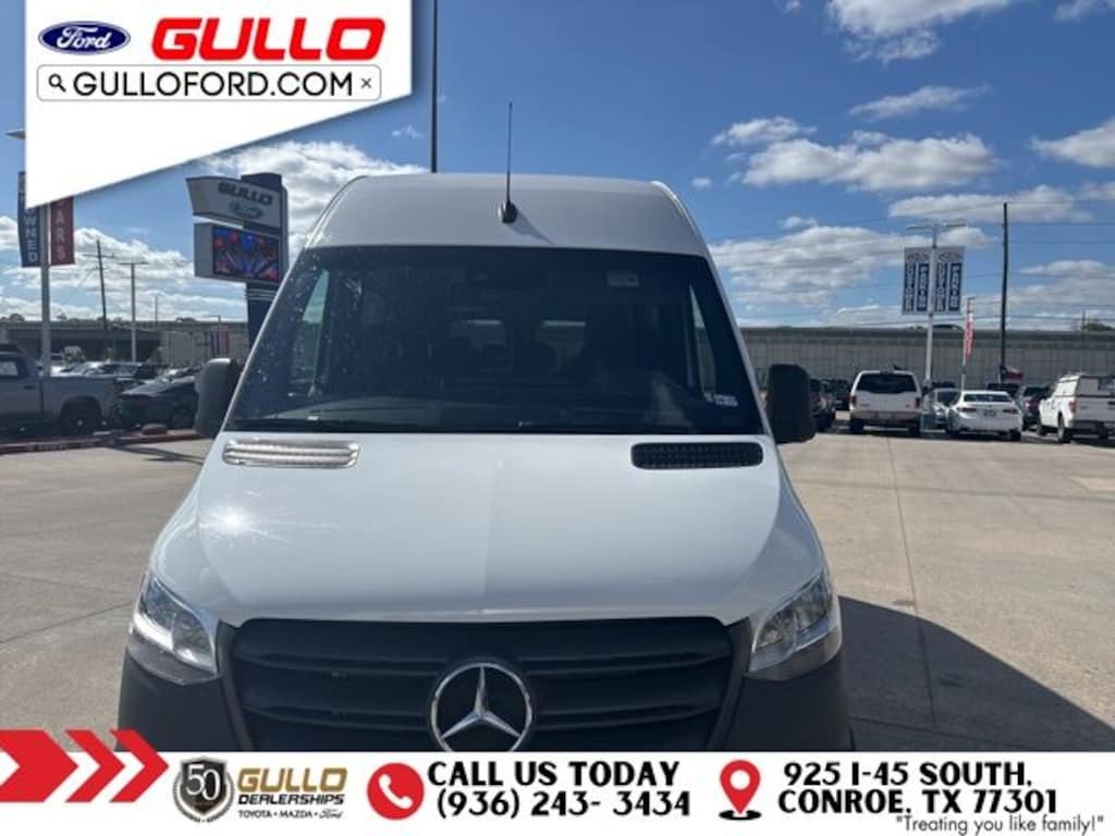 Used 2024 Mercedes-Benz Sprinter 2500 Passenger 144 WB Minivan/Van