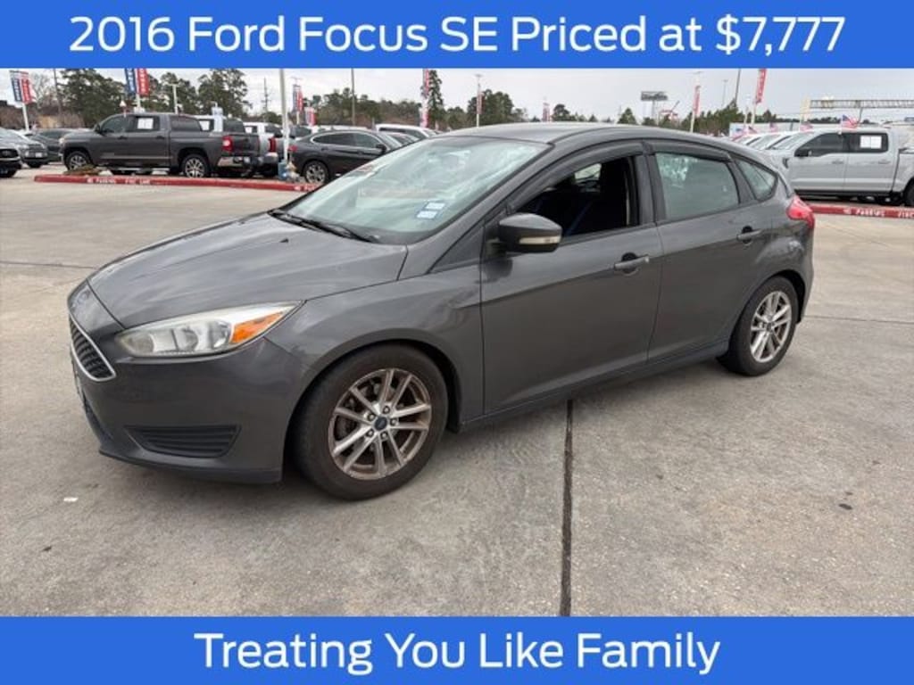Used 2016 Ford Focus SE Hatchback