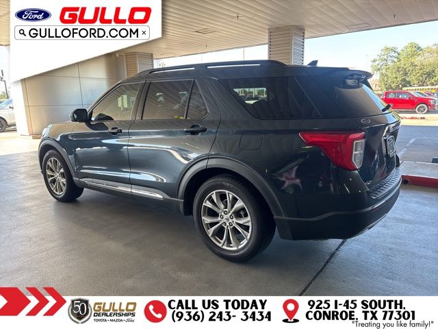2023 Ford Explorer XLT photo 3