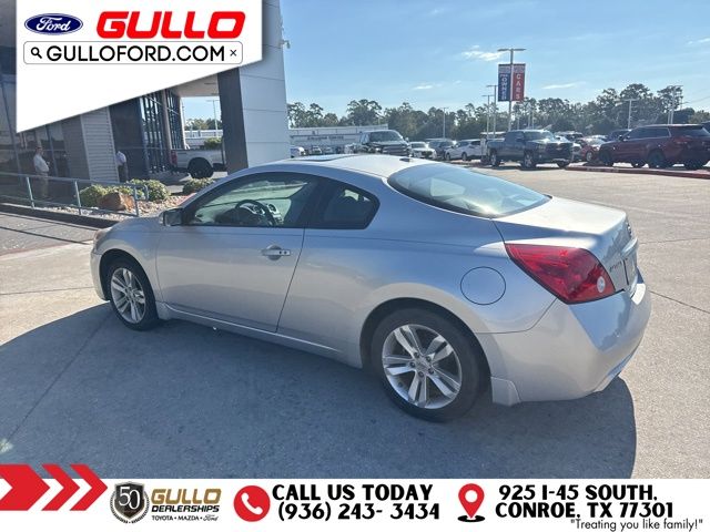 2010 Nissan Altima 2.5 S photo 3