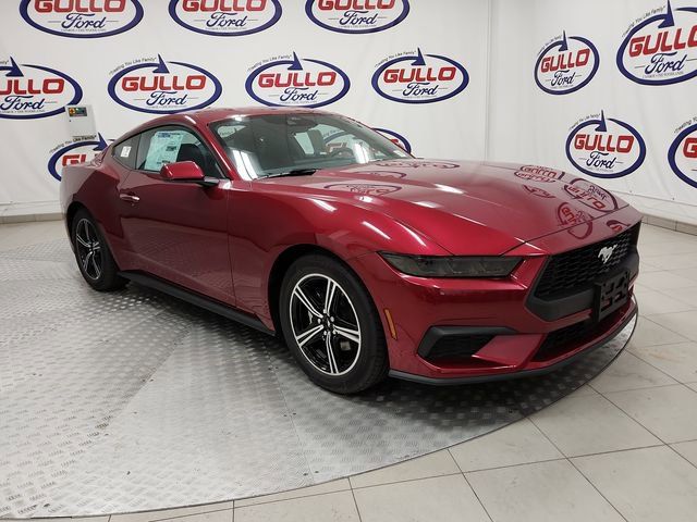 2025 Ford Mustang EcoBoost's photo