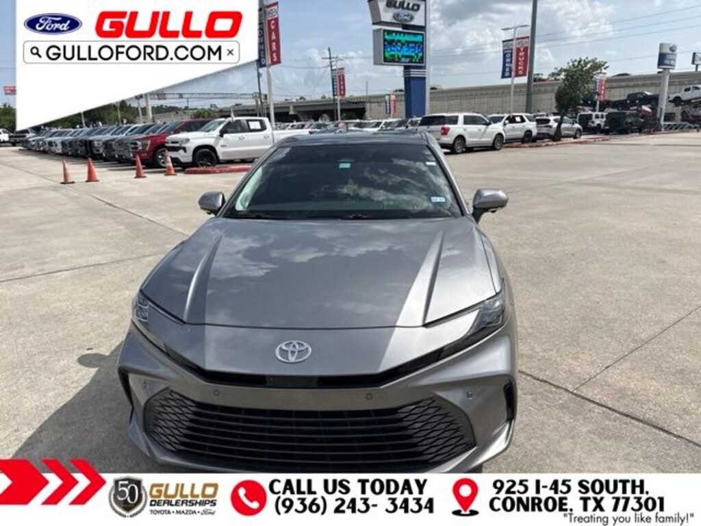 Used 2025 Toyota Camry XLE Sedan