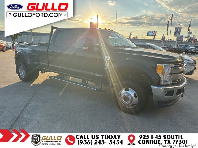 2017 Ford F-350 photo 2