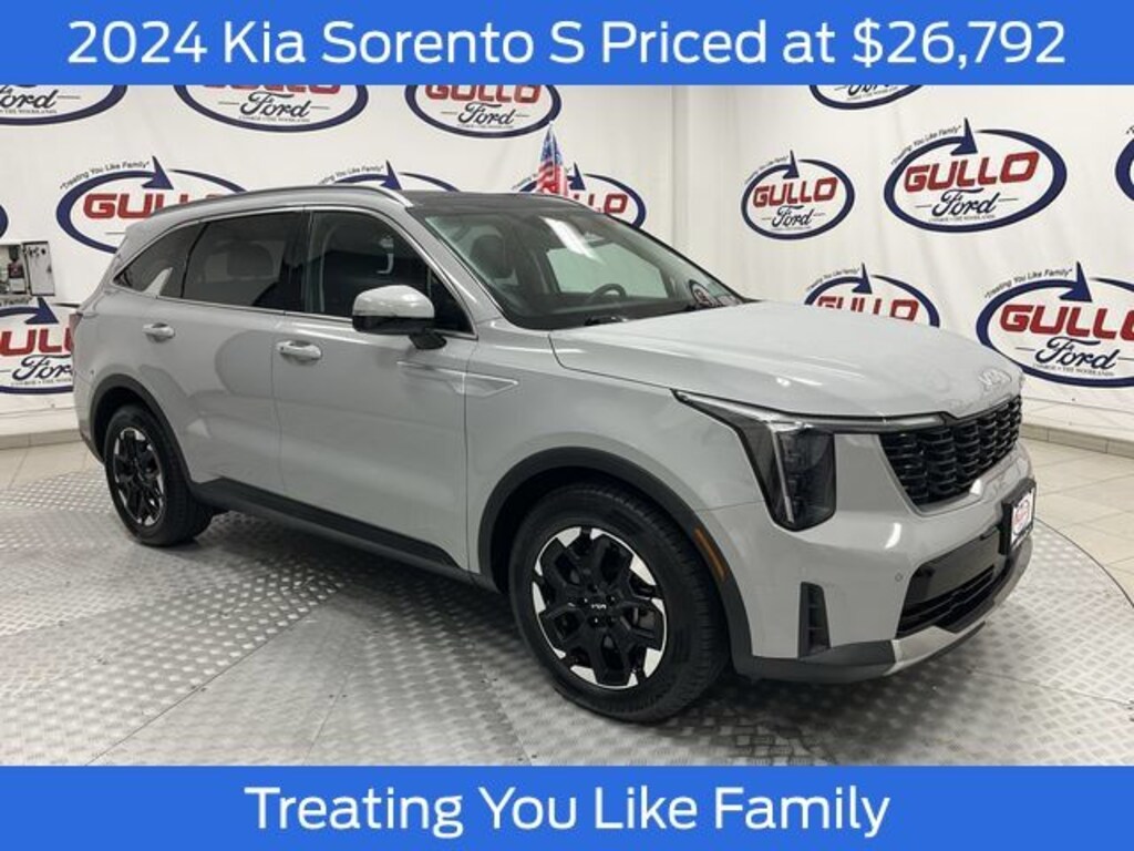 Used 2024 Kia Sorento S SUV