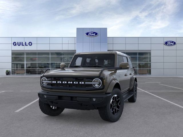2025 Ford Bronco Outer Banks photo 2