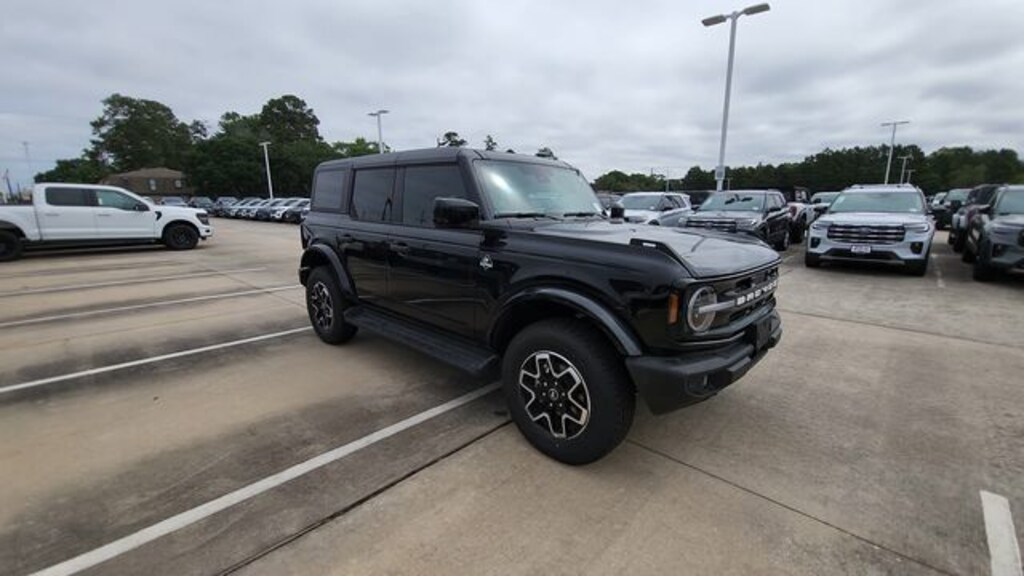 New 2026 Ford Bronco Outer Banks SUV
