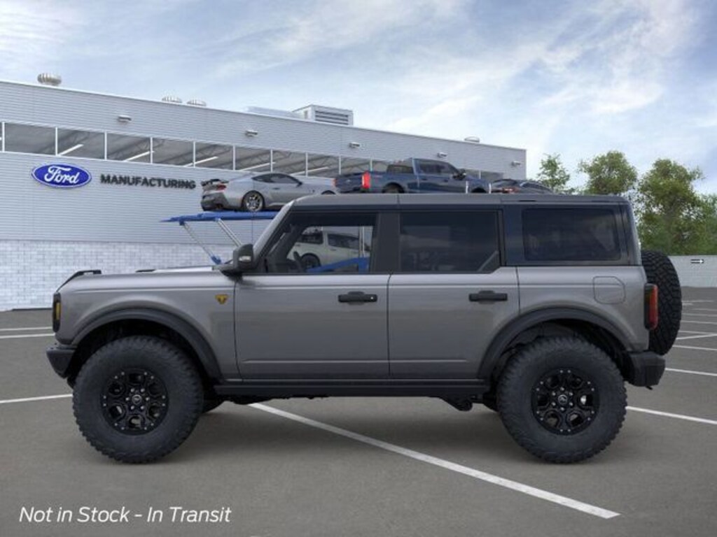 New 2025 Ford Bronco Badlands SUV
