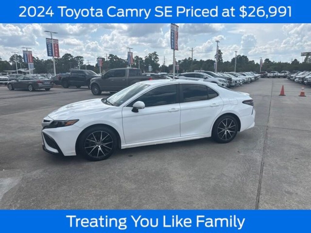 Used 2024 Toyota Camry SE Sedan