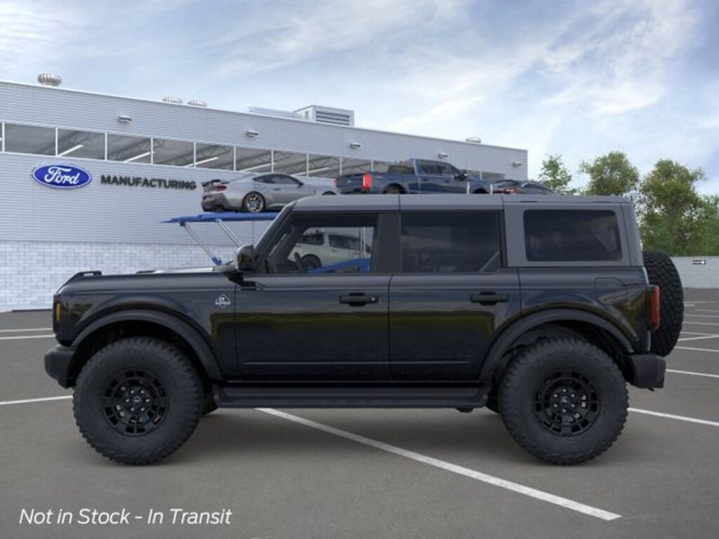 New 2026 Ford Bronco Outer Banks SUV