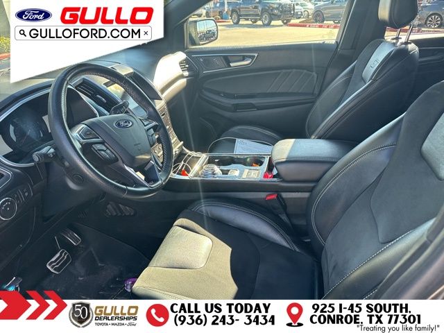 2019 Ford Edge ST photo 2