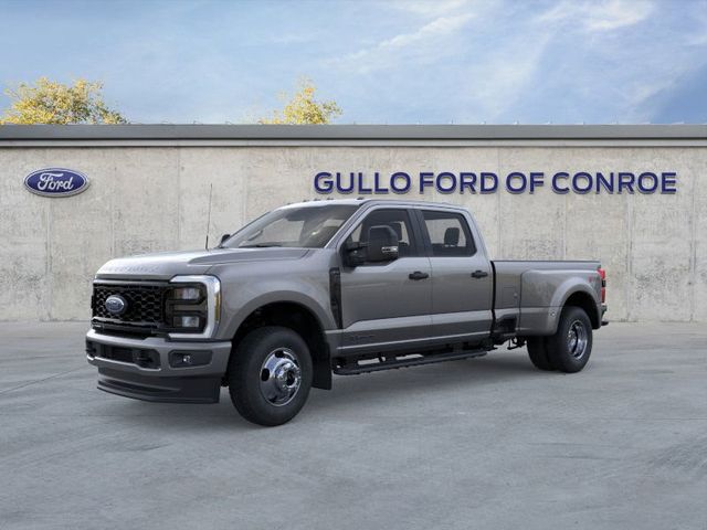 2026 Ford F-350 Super Duty XL's photo