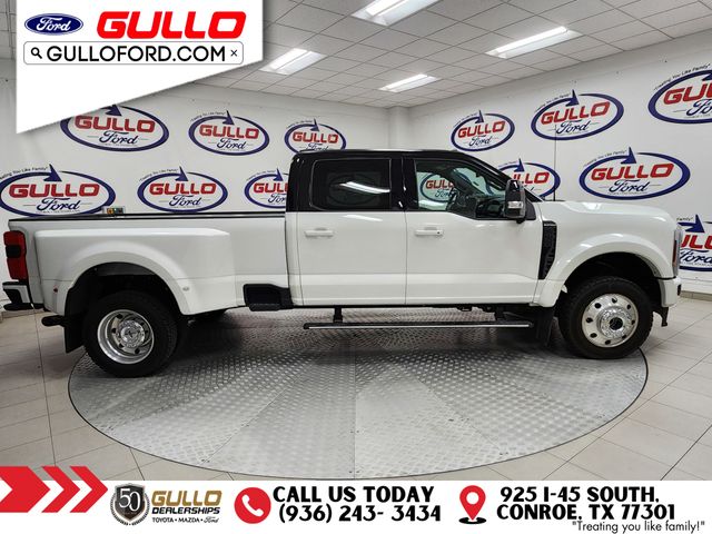 2025 Ford F-450 photo 4