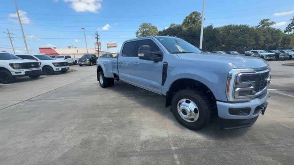 New 2026 Ford F-350SD Platinum Truck