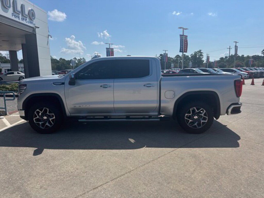 Used 2022 GMC Sierra 1500 SLT Truck