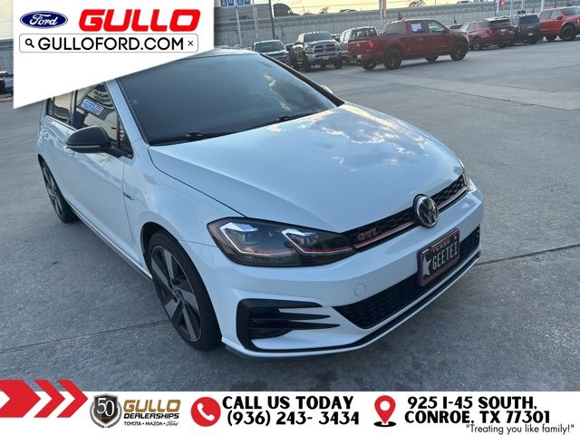 2019 Volkswagen Golf GTI SE photo 2