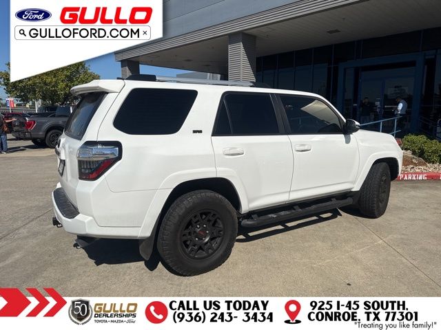 2022 Toyota 4Runner SR5 Premium photo 3