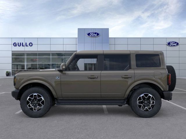 2025 Ford Bronco Outer Banks photo 3