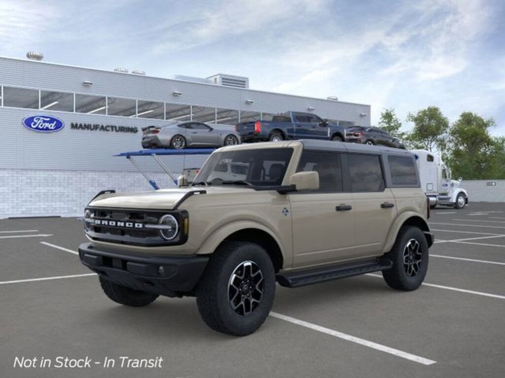 New 2026 Ford Bronco Outer Banks SUV