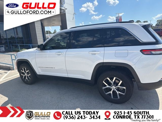 2023 Jeep Grand Cherokee Limited photo 3