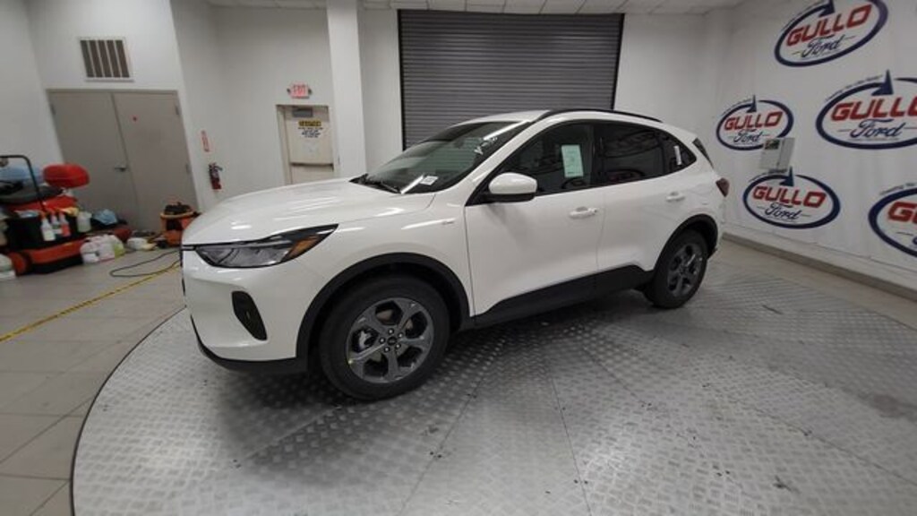 New 2026 Ford Escape Hybrid ST-Line Select SUV