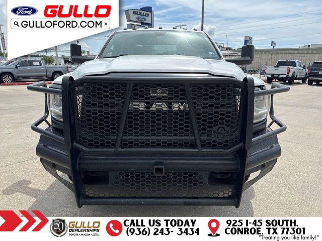 2022 Ram 3500 Tradesman photo 3