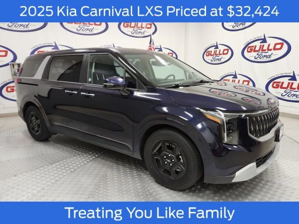 Used 2025 Kia Carnival LXS Minivan/Van