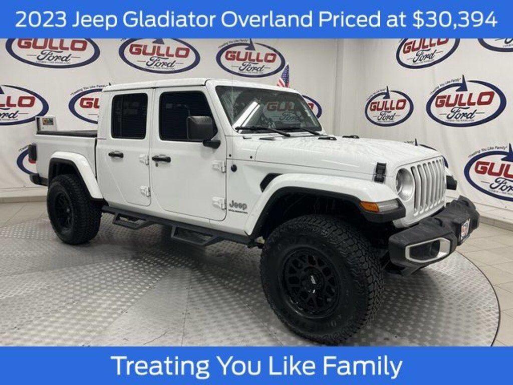 Used 2023 Jeep Gladiator Overland Truck