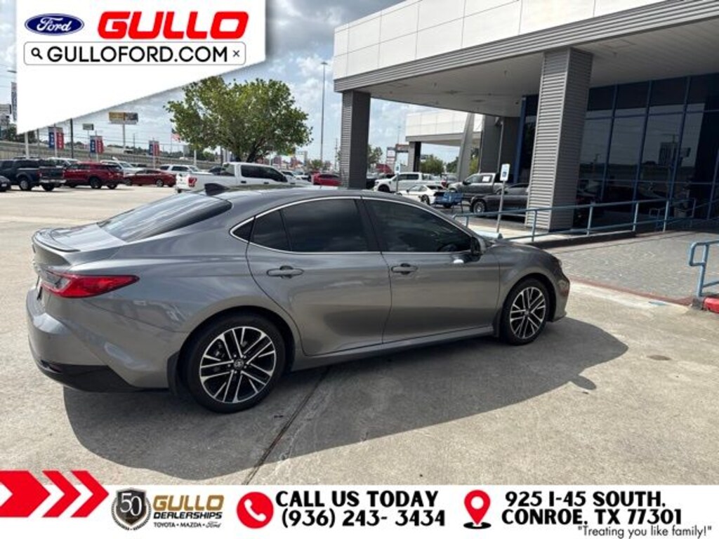 Used 2025 Toyota Camry XLE Sedan