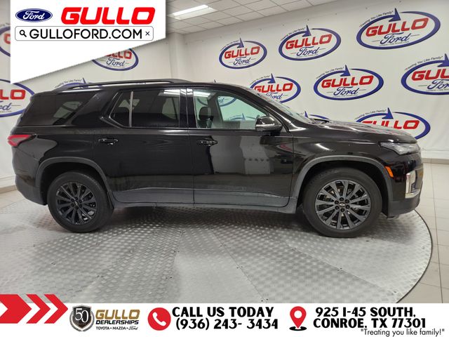 2022 Chevrolet Traverse RS photo 2