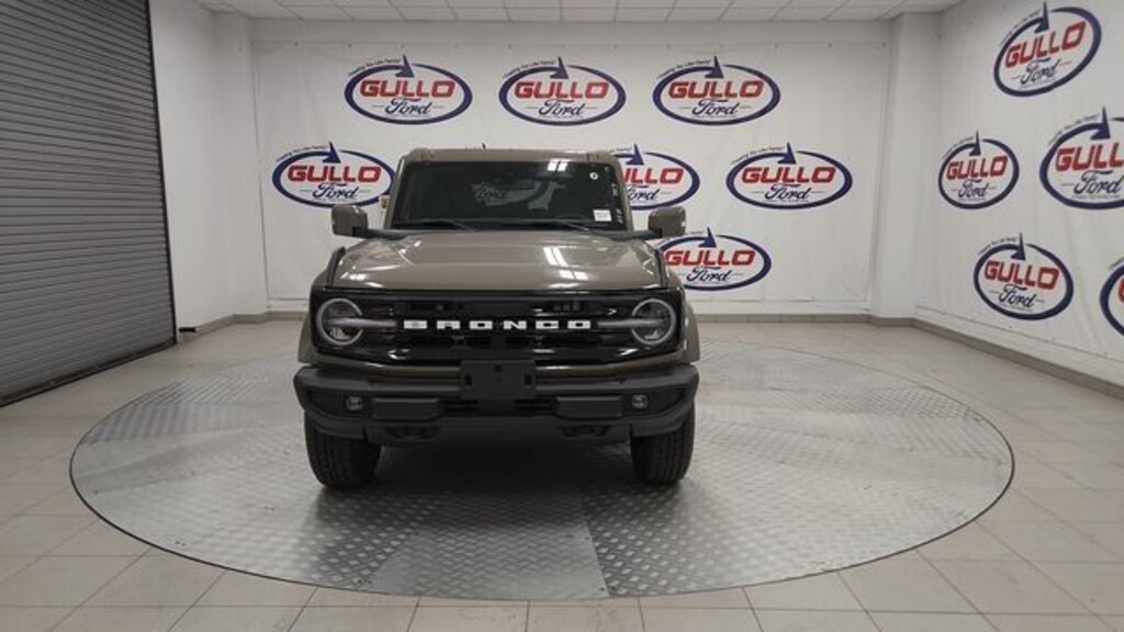 New 2025 Ford Bronco Outer Banks SUV