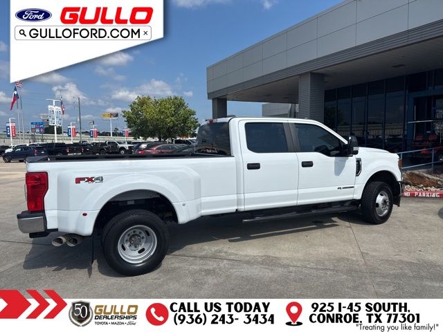 2022 Ford F-350 photo 4