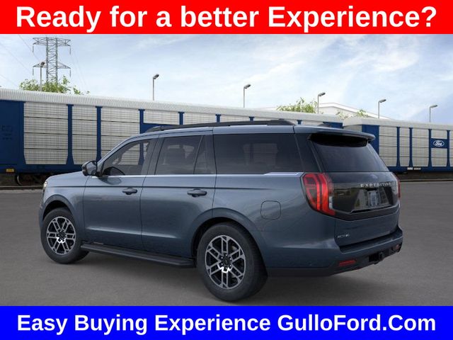 2025 Ford Expedition photo 4