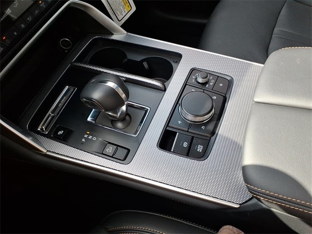 2025 Mazda CX-90 Preferred Package - Photo 24