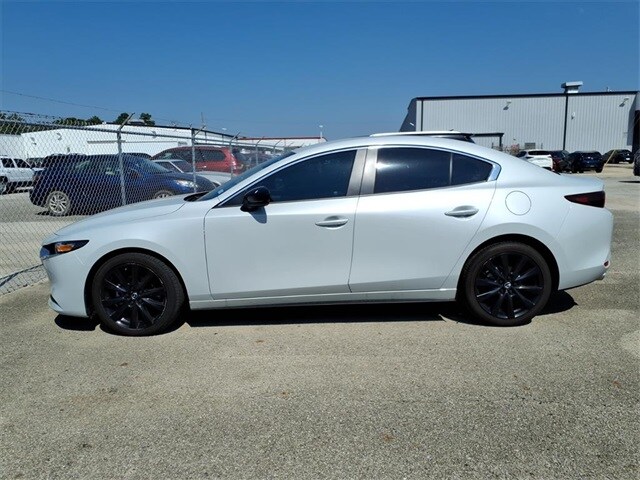 2025 Mazda Mazda3 2.5 Select Sport photo 2