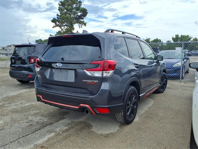 2023 Subaru Forester Sport photo 2