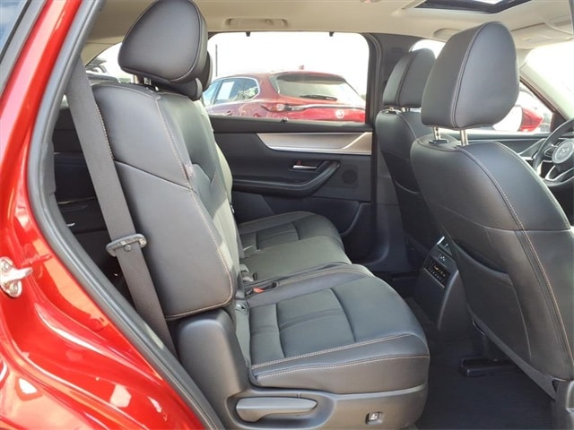 2025 Mazda CX-90 Preferred Package - Photo 6