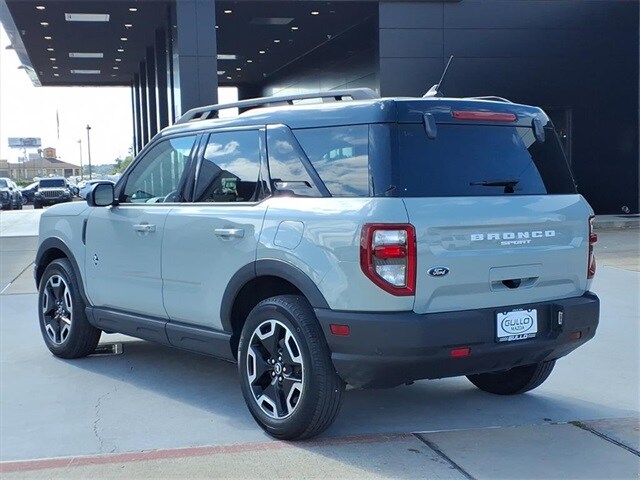 2022 Ford Bronco Sport Outer Banks photo 4