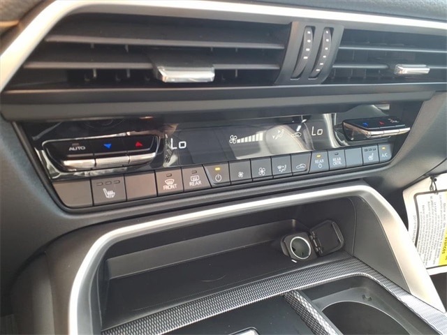 2025 Mazda CX-90 Preferred Package - Photo 23