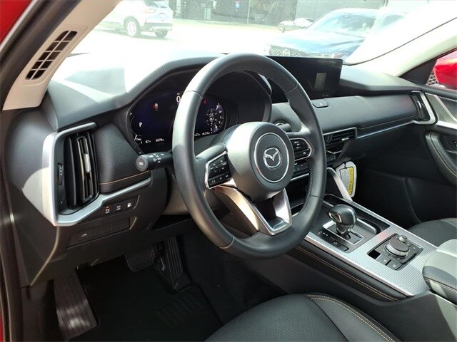 2025 Mazda CX-90 Preferred Package - Photo 15