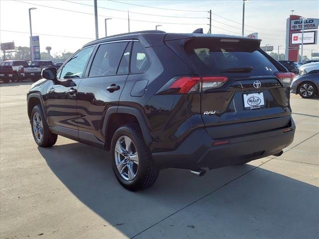 Used 2022 Toyota RAV4 XLE with VIN 2T3W1RFV7NW198741 for sale in Conroe, TX