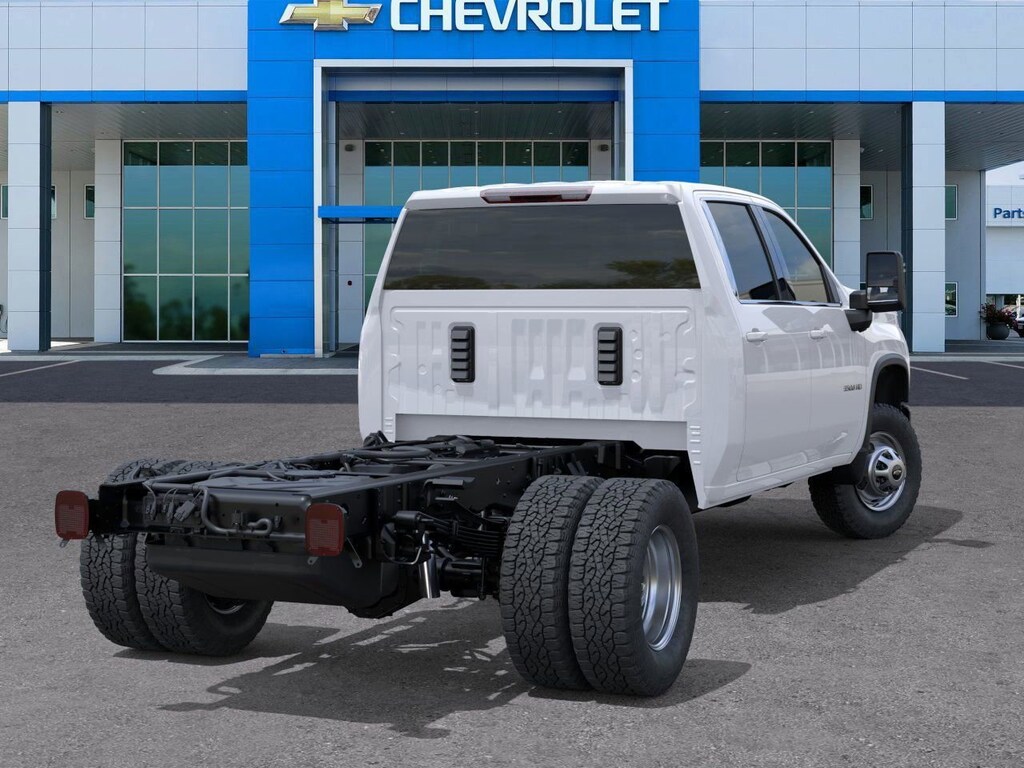 New 2025 Chevrolet Silverado 3500 HD Chassis Work Truck Truck Crew Cab