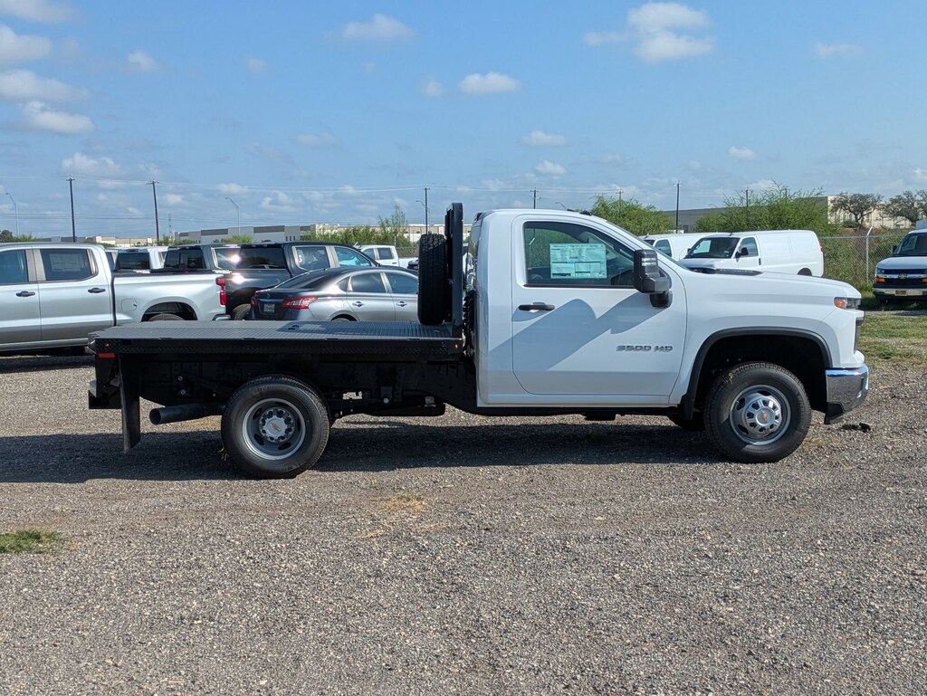 New 2025 Chevrolet Silverado 3500 HD Chassis Work Truck Truck Regular Cab